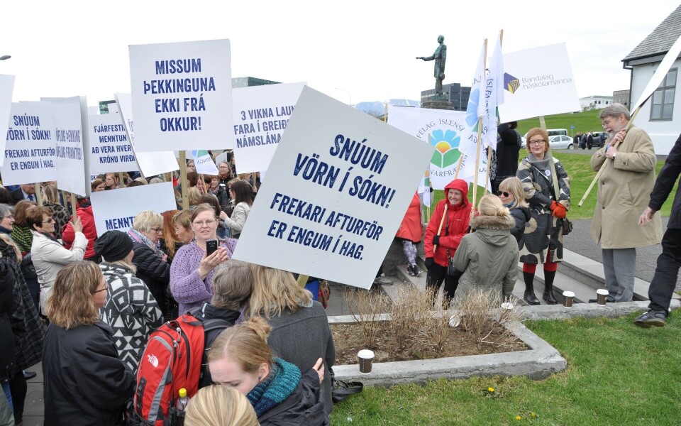 Streikende demonstrerer i sentrum av Reykjavik, 5, juni i år. Arkivfoto: Svein Arild Nesje-Sletteng