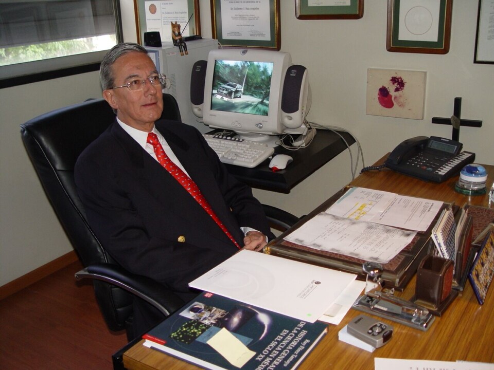 Guillermo Ruiz-Argüelles er direktør og forskningsansvarlig ved Clinica Ruiz. Han er hematolog og har hatt lederverv i meksikanske og internasjonale hematologiforeninger, blant annet var han president i International Society of Hematology. Foto: Clinica Ruiz