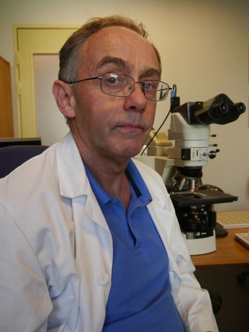Harald Aarset ser for seg at bioingeniører med lyst og talent kan beskjære enda større og mer kompliserte preparater enn de gjør i dag. Foto: Grete Hansen