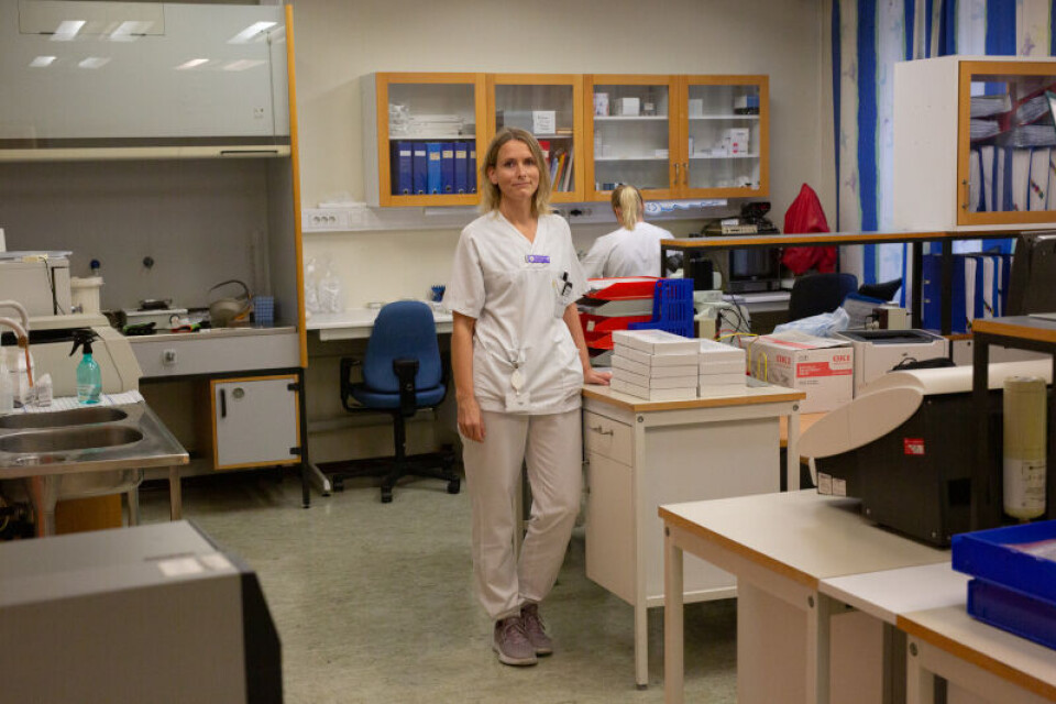 I dette hjørnet av laboratoriet skal det bygges et rom som skal huse de nye instrumentene som trengs for å utføre analysen. Fagbioingeniør Mariann Skarstein har ansvaret for å få NIPT-analysen på plass.