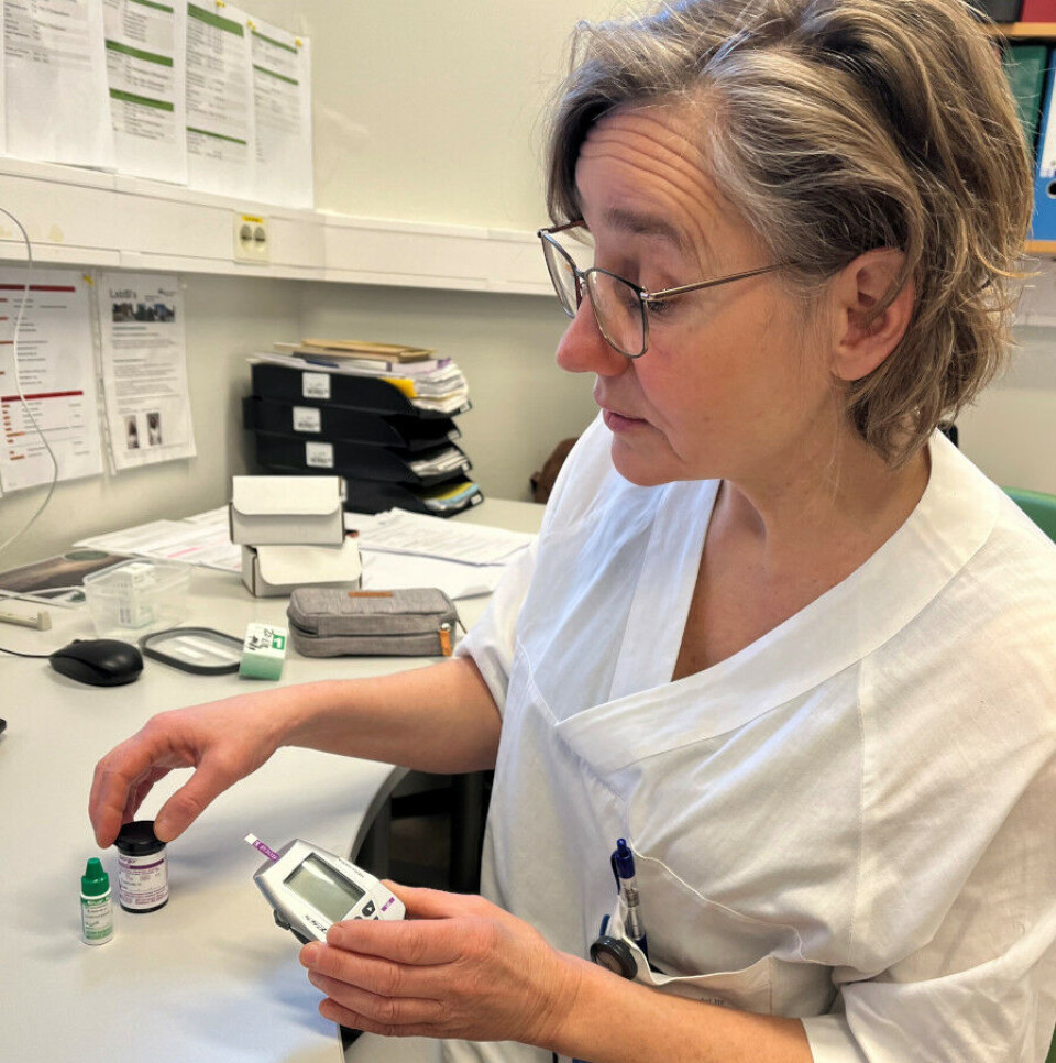 Apparatet StatStrip Xpress var allerede testet ut på sepsispasienter i Linköping i Sverige. Heidi Kolseth testet det ut i Innlandet. Foto: Grete Hansen
