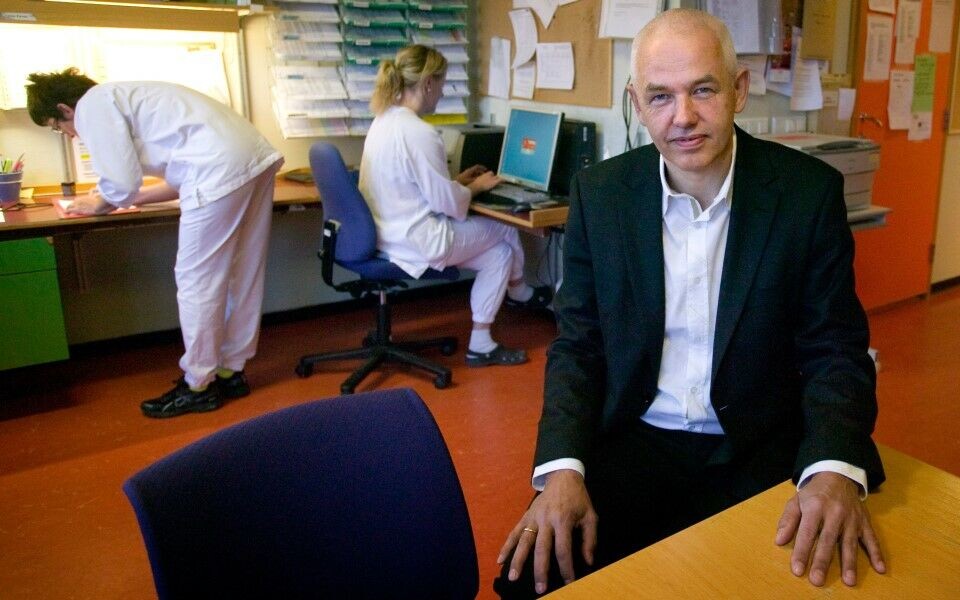 Tor Arne Viksjø og DIPS har størsteparten av spesialisthelsetjenesten som kunde. Foto: Olav Øygard