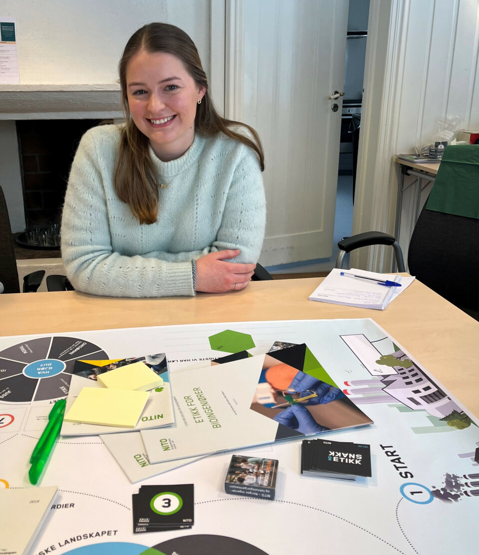 Pernille Hermansen Wannemacher mener man må lytte og være åpen for å skifte mening når man diskuterer etikk. Foto: Grete Hansen
