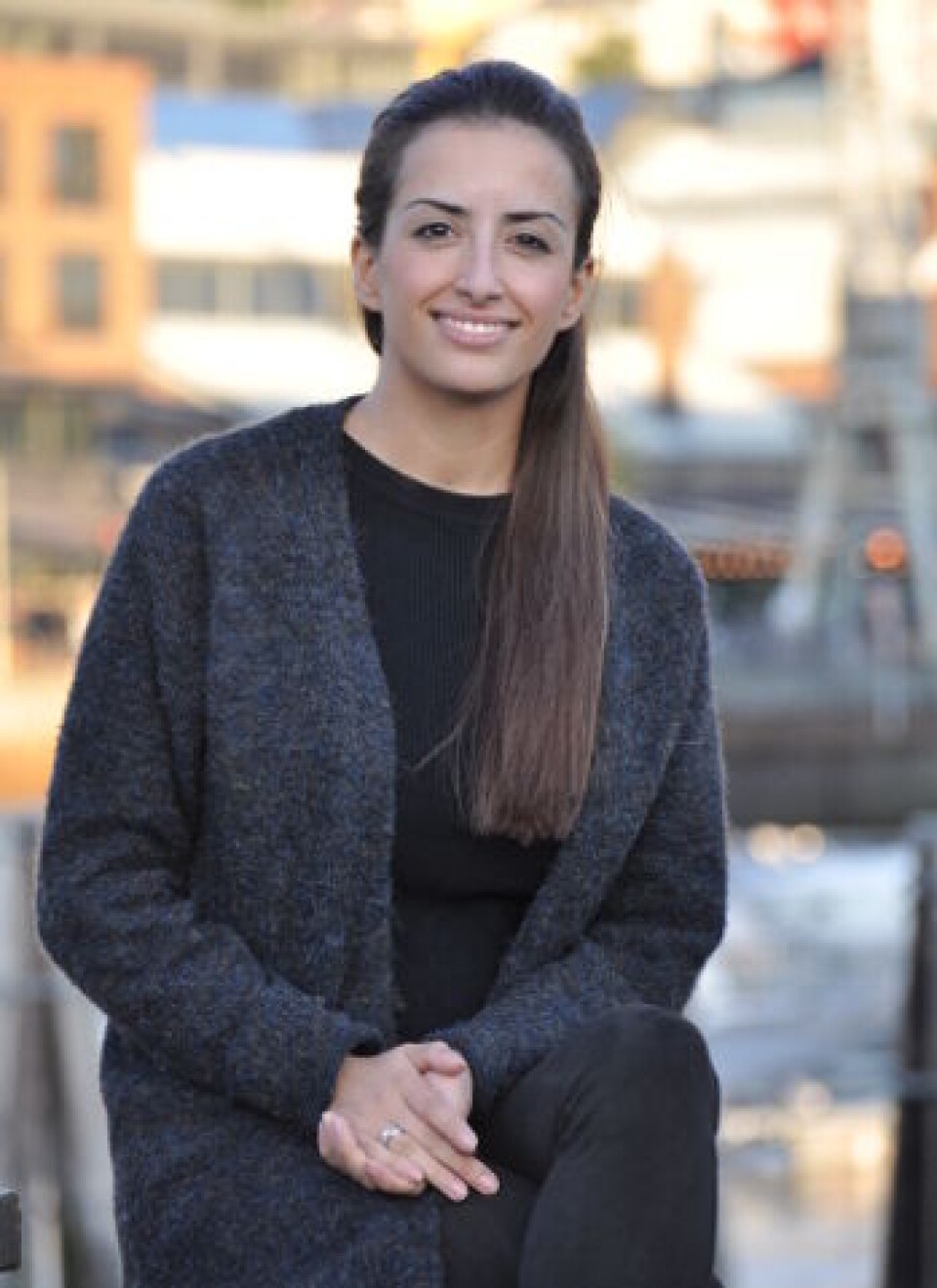 - Flere bør hoppe i det og fortelle om forskningen sin, mener Atefe Tari. Foto: Svein Arild Nesje-Sletteng Atefe Tari