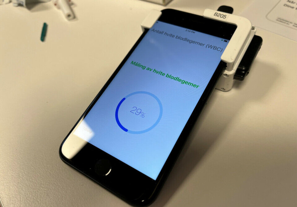 På skjermen angis det i prosent hvor langt målingen er kommet. iPhone med måler har fått navnet iMOST.
