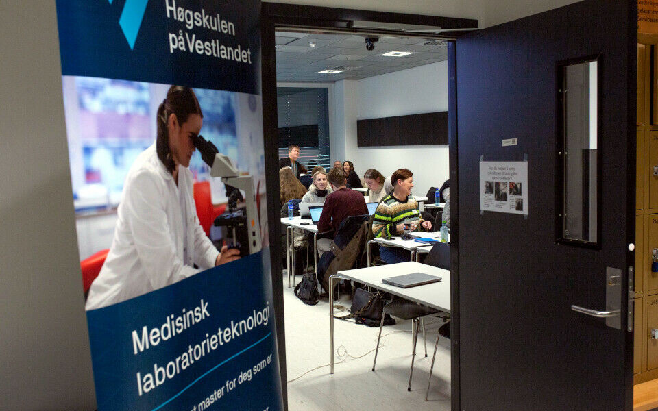 I slutten av januar i år var det samling på HVL for 32 studentene på masteremnet i hematologi. Emnet inngår i den nye mastergraden. Arkivfoto: Kristin Risa