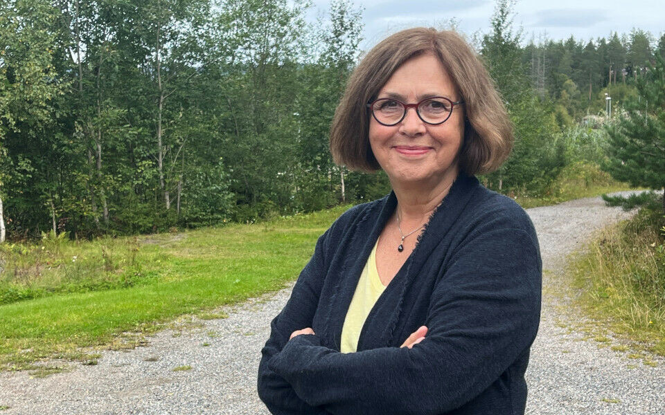 Grete Hansen (68) går av med pensjon, etter en mangeårig karriere som journalist og ansvarlig redaktør i Bioingeniøren. Foto: Roald Marker