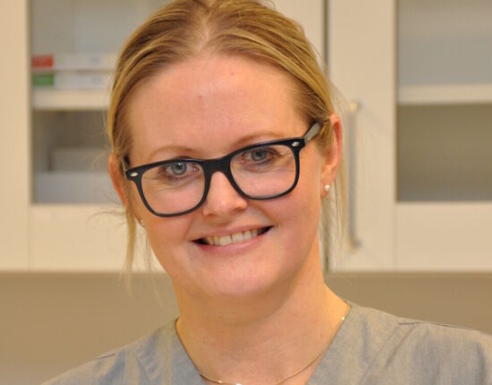 MENINGSFULLT: Laboratoriesjef Mette Haug Stensen opplever arbeidet sitt på Fertilitetsklinikken som svært meningsfullt. Foto: Svein A. Liljebakk