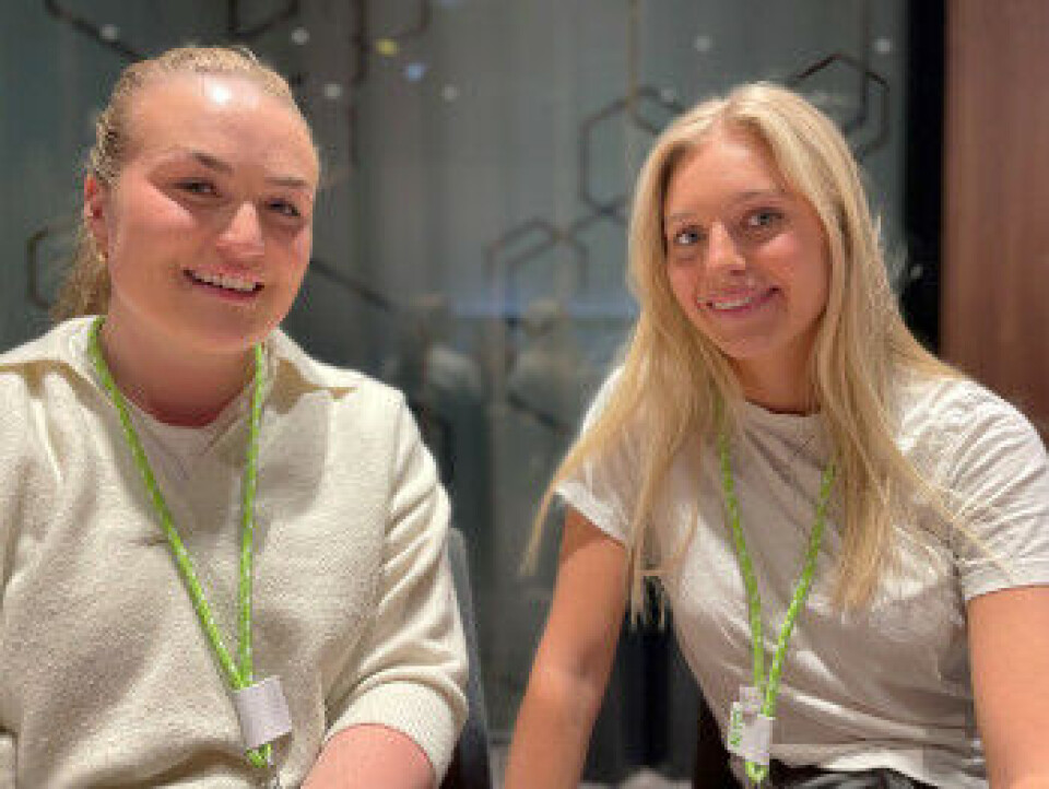NORGE: Martine Sandberg (til venstre) og Vilde Linnea Gullovsen er i tredje året av bioingeniørutdanningen ved OsloMet.