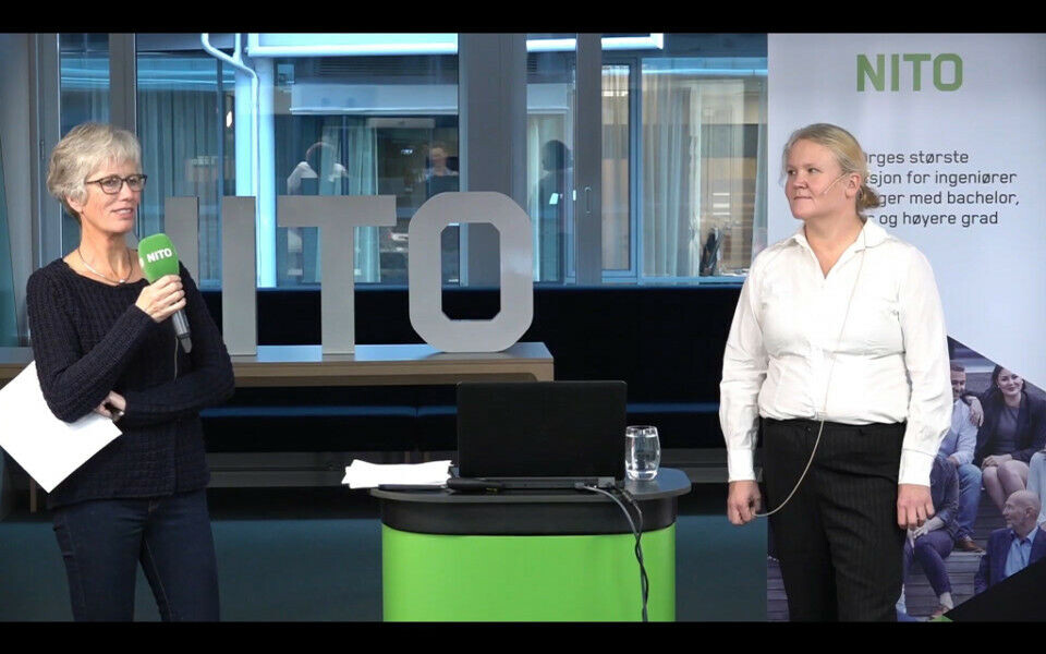 Det er BFIs rådgivende utvalg for kvalitetsutvikling og akkreditering (RUFKA) som arrangerer de årlige nettverkstreffene. Her intervjuer Berit Revå (RUFKAs leder), Beate Brekke Hellerud fra Norsk Akkreditering under tidenes første digitale «treff».