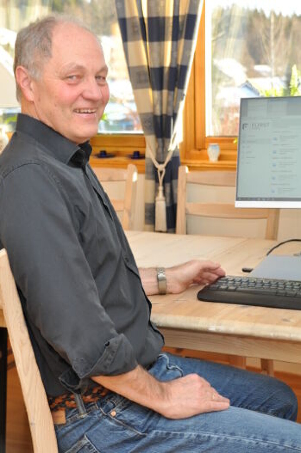 I STUA: Sverre Ur er positivt overrasket over Fürsts elektroniske pasientportal, hvor man kan logge inn og se egne prøvesvar. Ur har diabetes type 1 og tar jevnlige blodprøver. – Tilgang til informasjon gir pasienter mer kontroll og oversikt, mener han. Sverre Ur