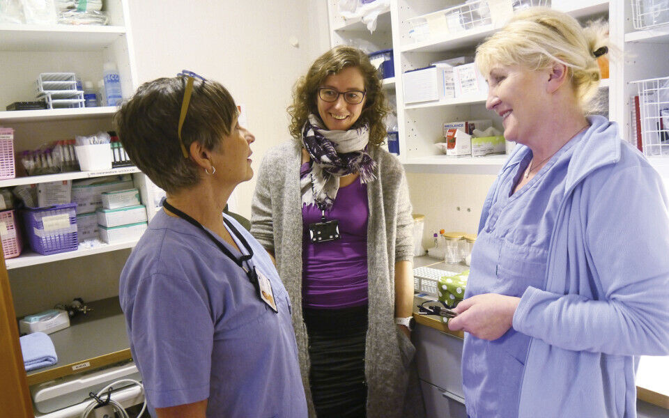 Jannecke Peersen (til venstre) er kommunebioingeniør i Sandnes. Hun holdt et innlegg om jobben sin under samlingen for bioingeniører i primærhelsetjenesten. Arkivfoto: Grete Hansen