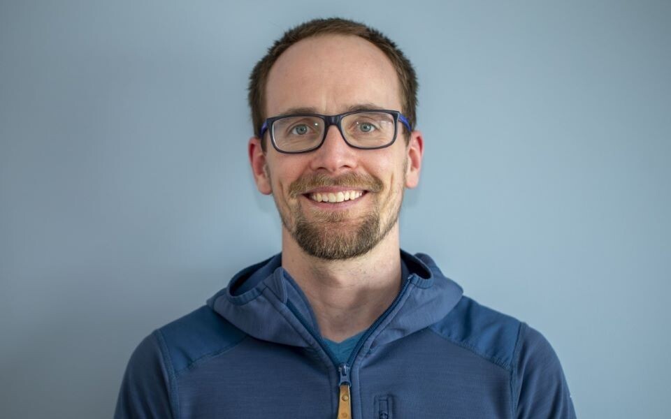 I løpet av 13 timer og 58 minutter løp bioingeniørstudent Øystein Haugen til toppen av Kilimanjaro og ned igjen. Foto: Privat