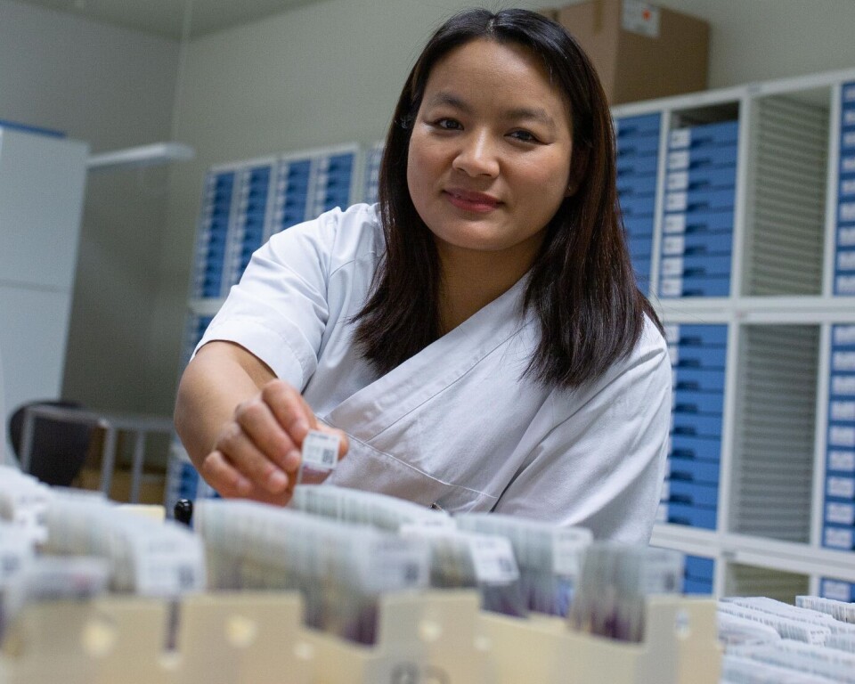 Lian Cing Lek ønsker å belyse at folk med funksjonsnedsettelser har like god kunnskap som andre. For henne er rullestolen ingen hindring i jobben som bioingeniør. Bioingeniør Lian Cing Lek