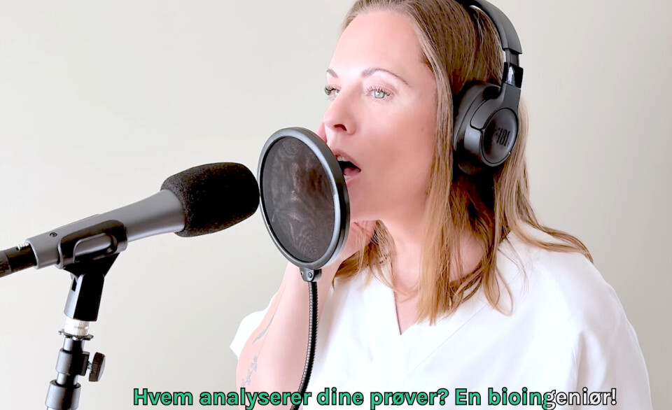 Stillbilder fra Bioingeniørsangen-videoen. Mari Melby, vokalist, Bioingeniørsangen