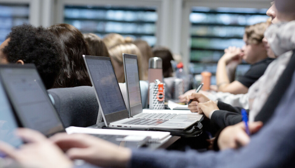 Det kan bli fullt på forelesningene ved HiØ.
