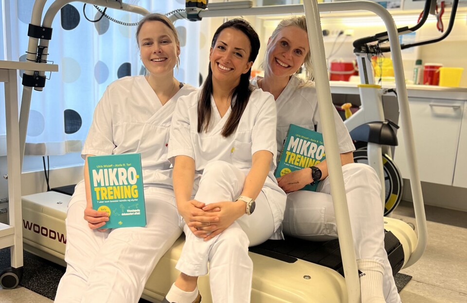 I den nyeste episoden er forsker og bioingeniør Atefe R. Tari intervjuet om den nye boka si om mikrotrening, samt studiene ExPlas og generasjon 100. Fra venstre: Heidi Wattengård, Atefe R. Tari og Kari Anne Hoset.