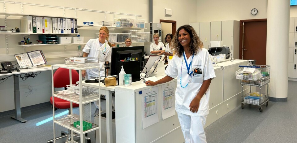 NYTT LABORATORIUM: De ansatte på enhet for prøvetaking har fått en ny arbeidshverdag. Nå er laboratoriet samlet på ett sted. De støyende maskinene er plassert på et eget rom, så lydnivået er mye lavere enn før. NYTT LABORATORIUM: De ansatte på enhet for prøvetaking har fått en ny arbeidshverdag. Nå er laboratoriet samlet på ett sted. De støyende maskinene er plassert på et eget rom, så lydnivået er mye lavere enn før.