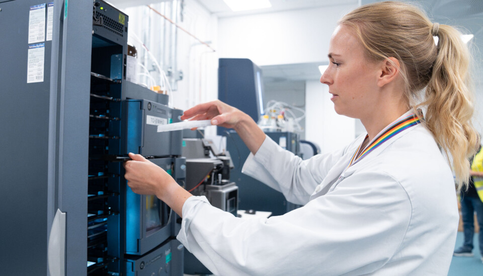 Bioingeniørene har jobbet med validering av analyser på den nye laben siden november i fjor. Fagansvarlig bioingeniør Karlina Bru er en av dem. Bioingeniørene har jobbet med validering av analyser på den nye laben siden november i fjor. Fagansvarlig bioingeniør Karlina Bru er en av dem.