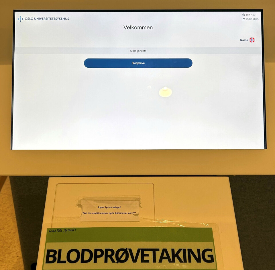 Steg 1: Velkommen til enhet for prøvetaking på Rikshospitalet. Klikk «blodprøve» for å starte innsjekk. Merk at du ikke lenger får kølapp på papir.
